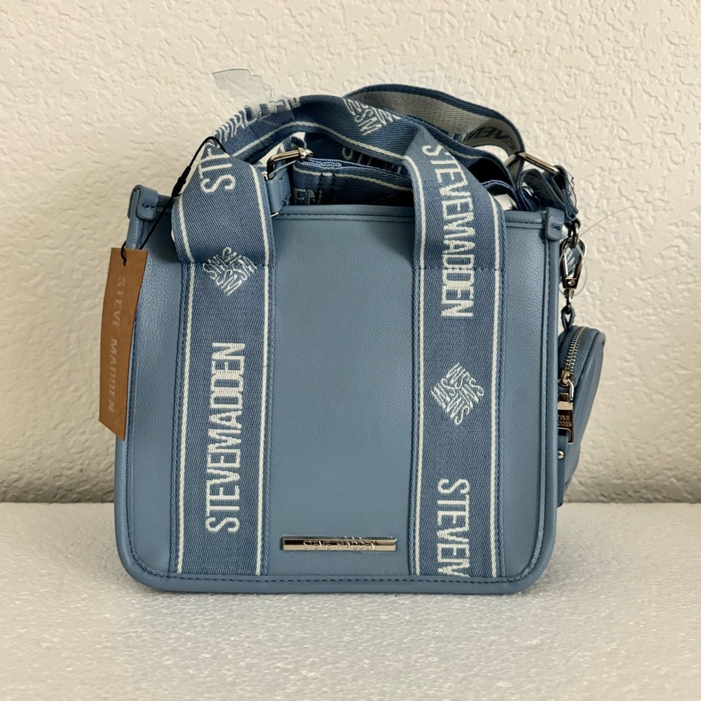 NWT Steve Madden (Bwebber) leather pebble satchel w AirPod Case - Blue